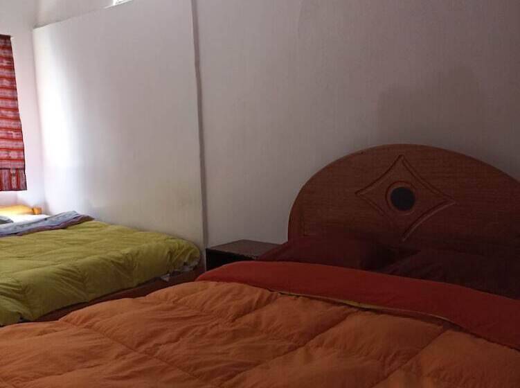 تختخواب و صبحانه Peru Inn Hostel