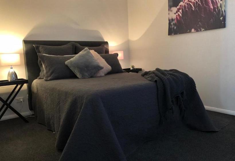 住宿加早餐 Rosewood Cottage