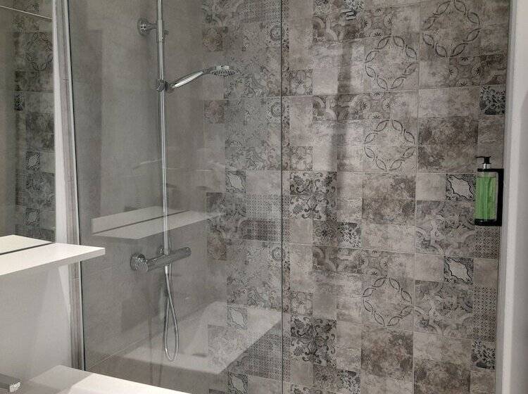 בית מלון כפרי Le Riccoty