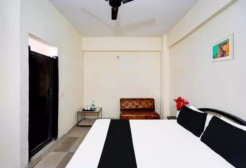 Hotelli O Dvs Palace
