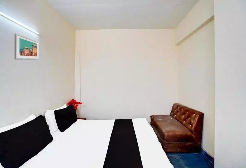 Hotelli O Dvs Palace