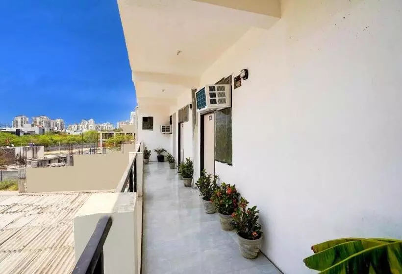 Hotelli O Dvs Palace
