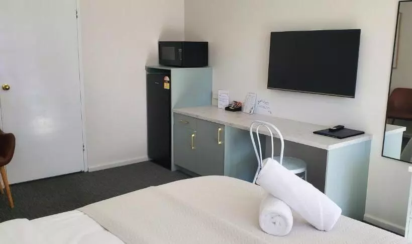 ホテル Roydons Motor Inn