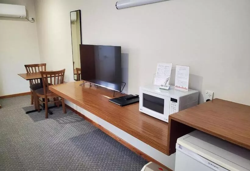 ホテル Roydons Motor Inn