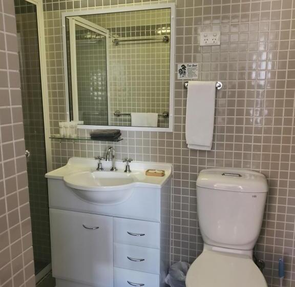 فندق Roydons Motor Inn