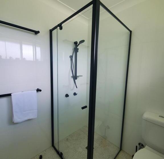 فندق Roydons Motor Inn