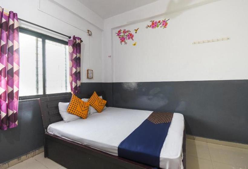 Spot On 66186 Hotel Basari