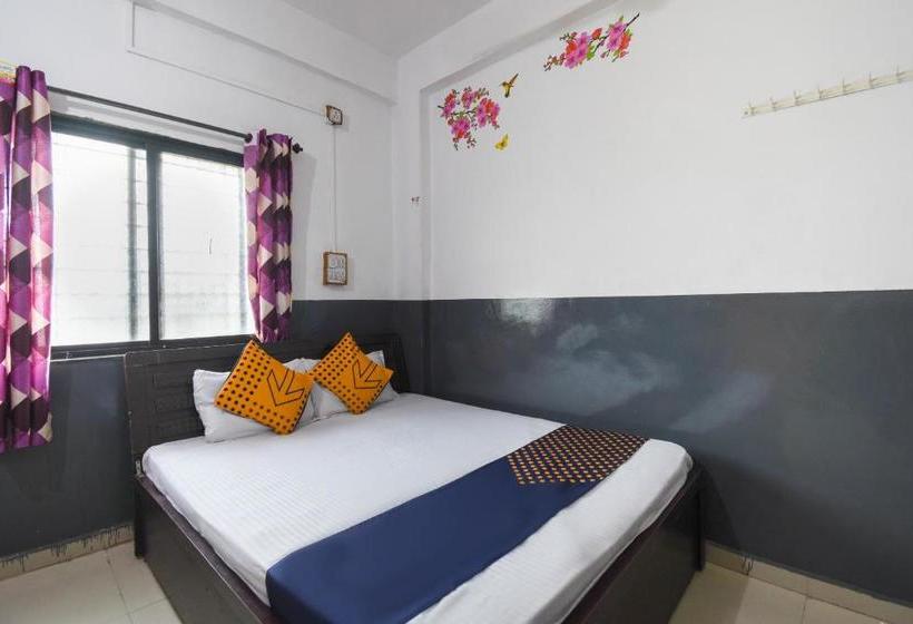 Spot On 66186 Hotel Basari