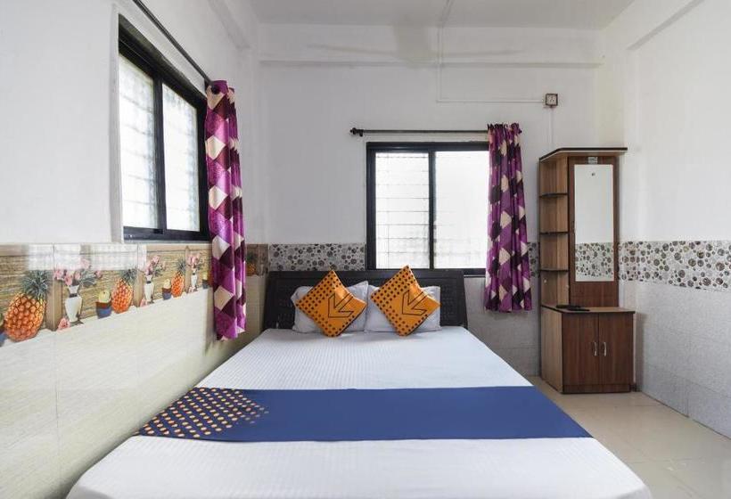 Spot On 66186 Hotel Basari