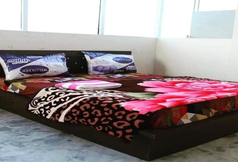 호텔 Spot On 80817 Krishna Guest House