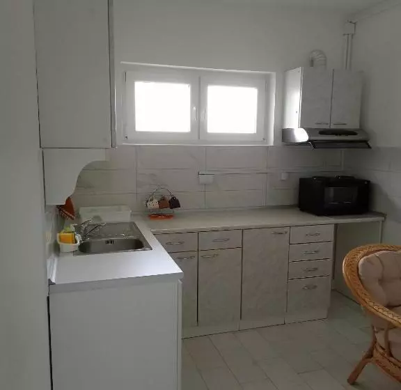 پانسیون Apartman Zafirovi