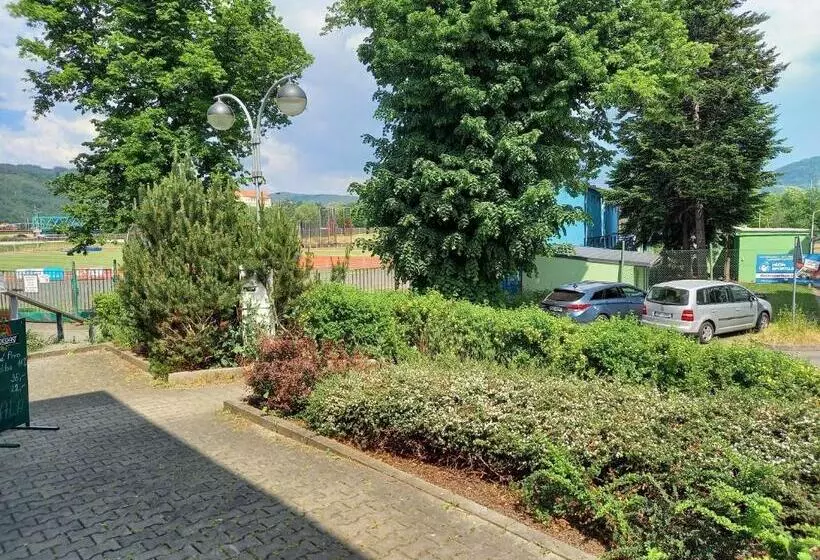 ペンション Penzion Lokotka Děčín