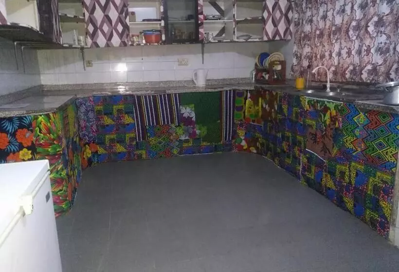 ペンション Room In House The Village Apartments, Gbagada O9o98o58ooo