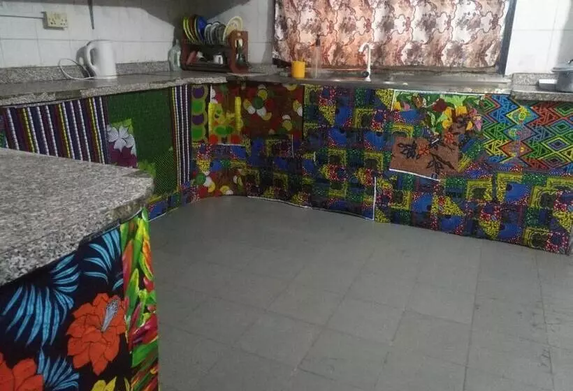 ペンション Room In House The Village Apartments, Gbagada O9o98o58ooo