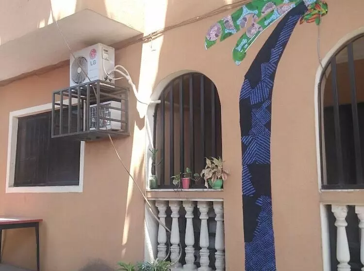 ペンション Room In House The Village Apartments, Gbagada O9o98o58ooo