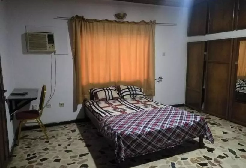 ペンション Room In House The Village Apartments, Gbagada O9o98o58ooo