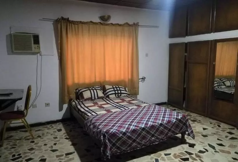 ペンション Room In House The Village Apartments, Gbagada O9o98o58ooo