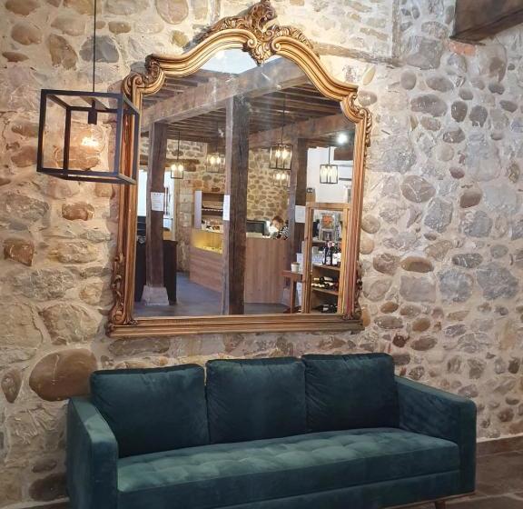 فندق صغير Ermita 1883