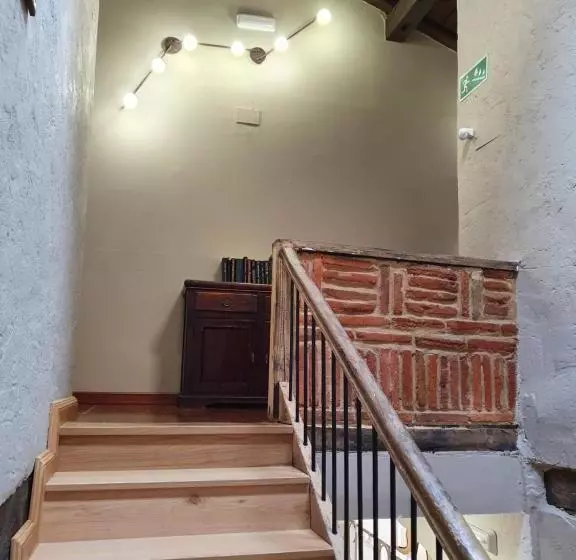 ユースホステル Ermita 1883