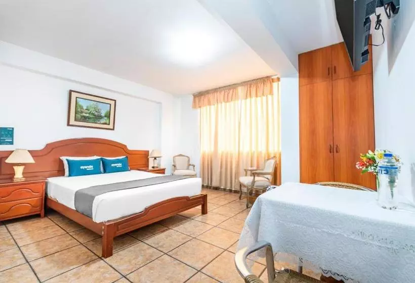 ホテル Ayenda Jankanoo Inn