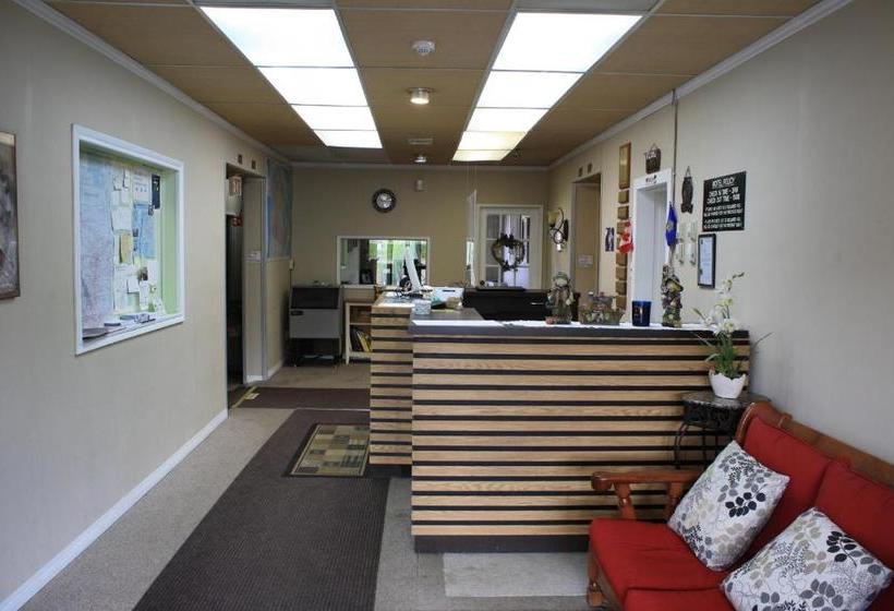 ホテル Chinook Inn