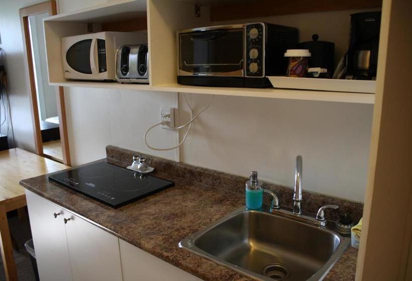 ホテル Chinook Inn