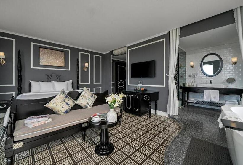 هتل Del Luna Boutique