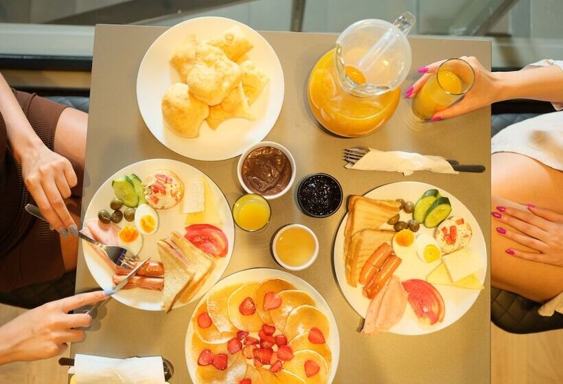 ホテル The Central View Boutique