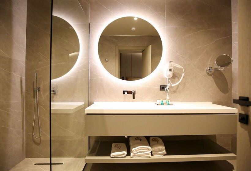 ホテル The Central View Boutique