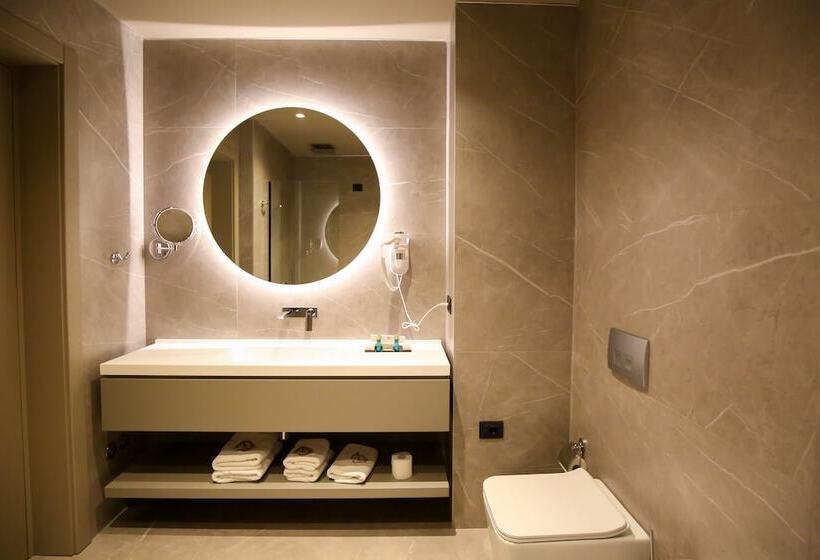 ホテル The Central View Boutique