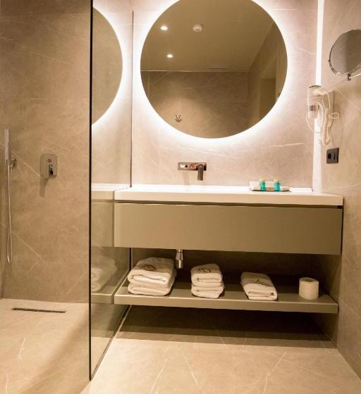 ホテル The Central View Boutique