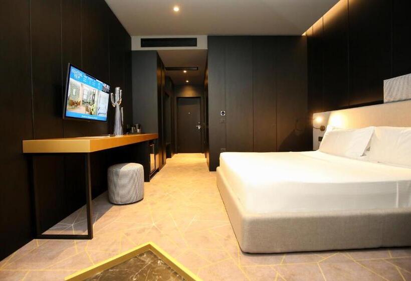 ホテル The Central View Boutique