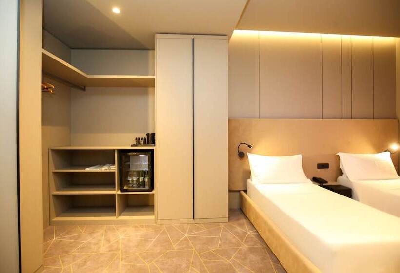 ホテル The Central View Boutique