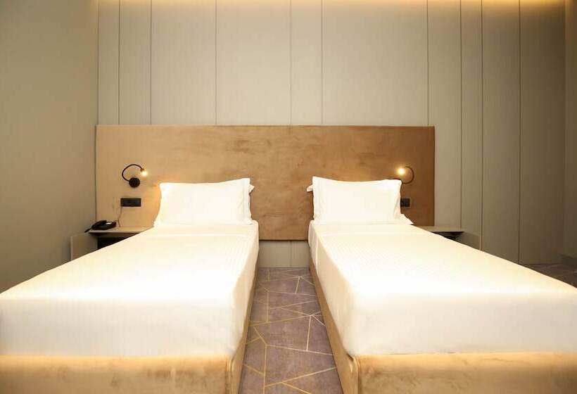 ホテル The Central View Boutique