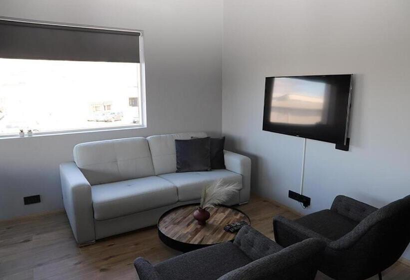 North Apartments Suites