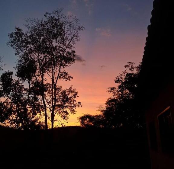 بنسيون Pousada Mascattes