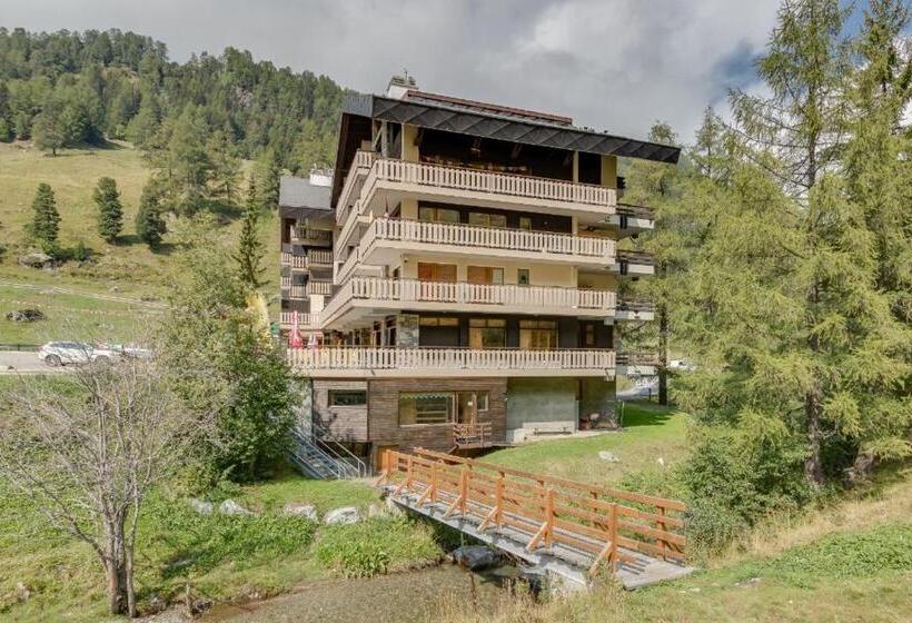 پانسیون Les Louerettes