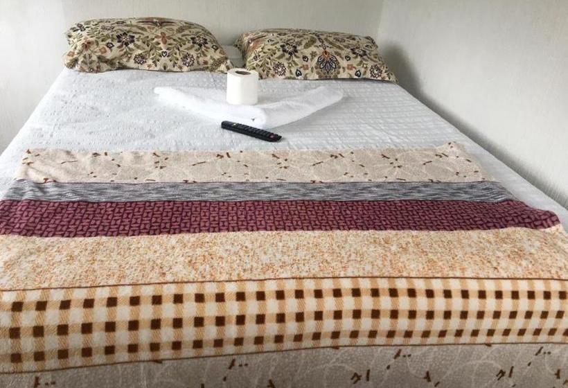 هاستل Villa Del Lago