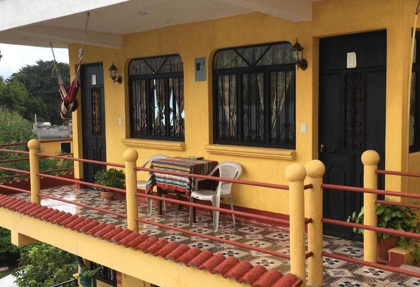 هاستل Villa Del Lago