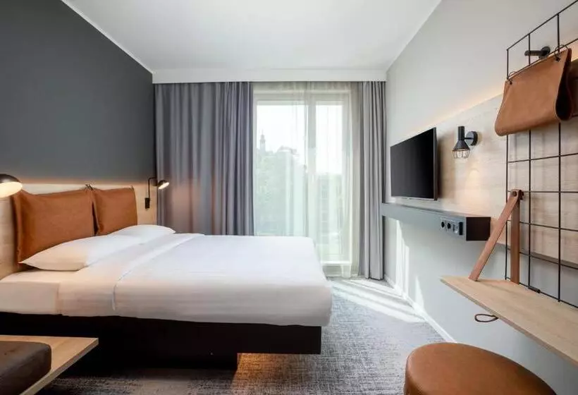 هتل Moxy Utrecht