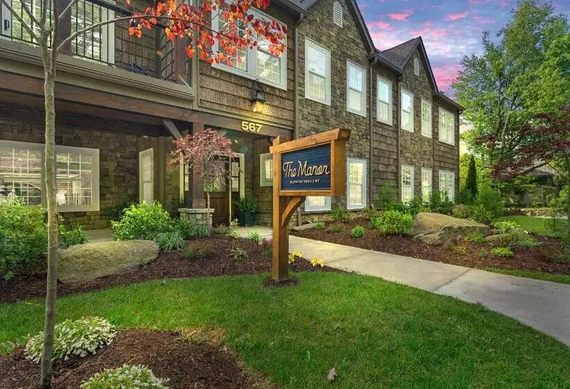 Hotelli The Blowing Rock Manor