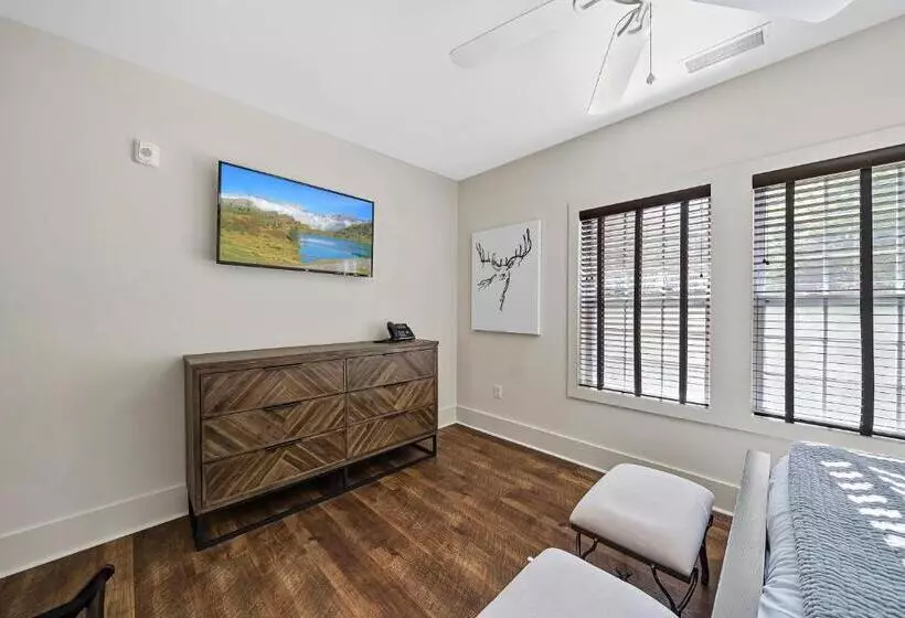 Hotelli The Blowing Rock Manor