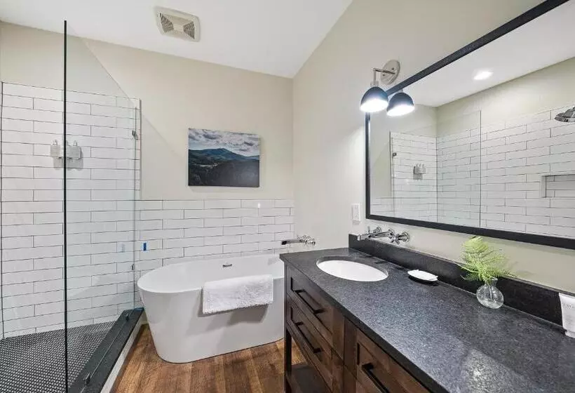 Hotelli The Blowing Rock Manor