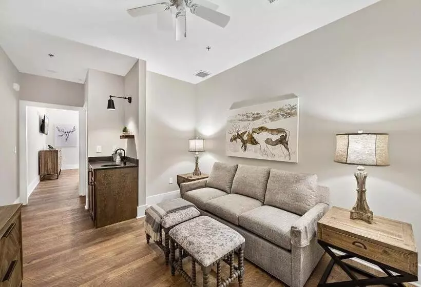 Hotelli The Blowing Rock Manor