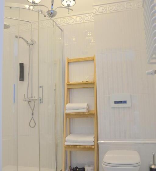 Hotelli Willa Sepia Spa