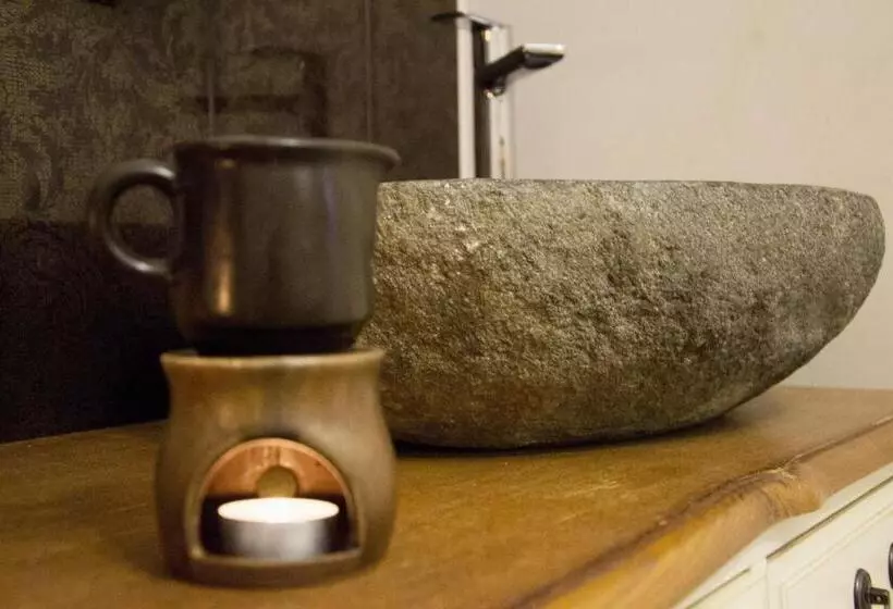 Hotelli Willa Sepia Spa