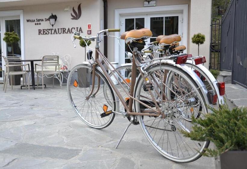 Hotelli Willa Sepia Spa