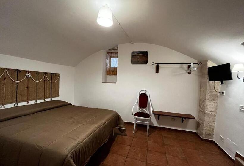 Пансион Casa Mbrlech