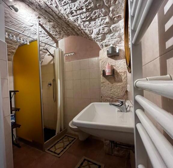 Пансион Casa Mbrlech