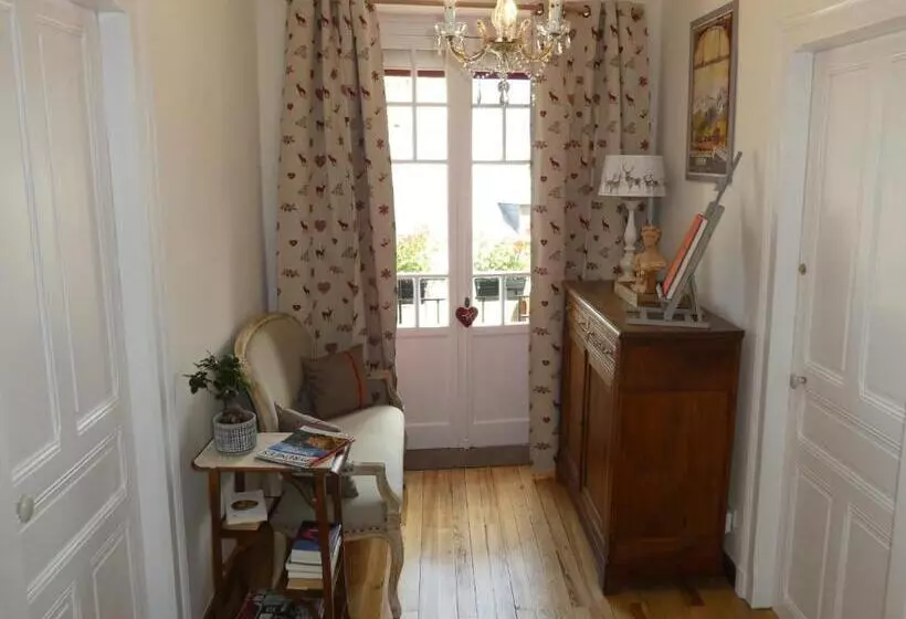 Majatalo Chalet Mina